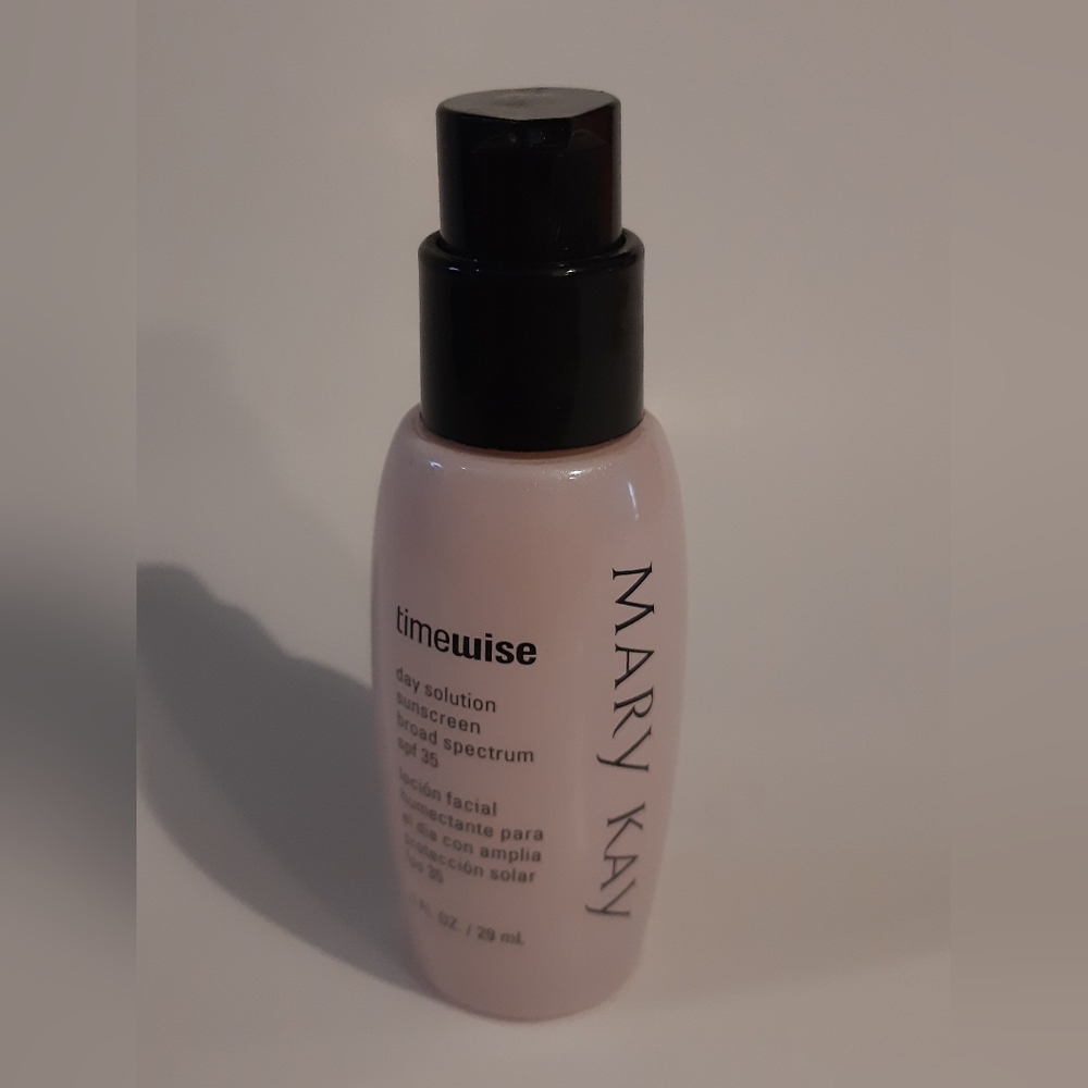 Mary Kay Timewise Day Solution Sunscreen SPF 35